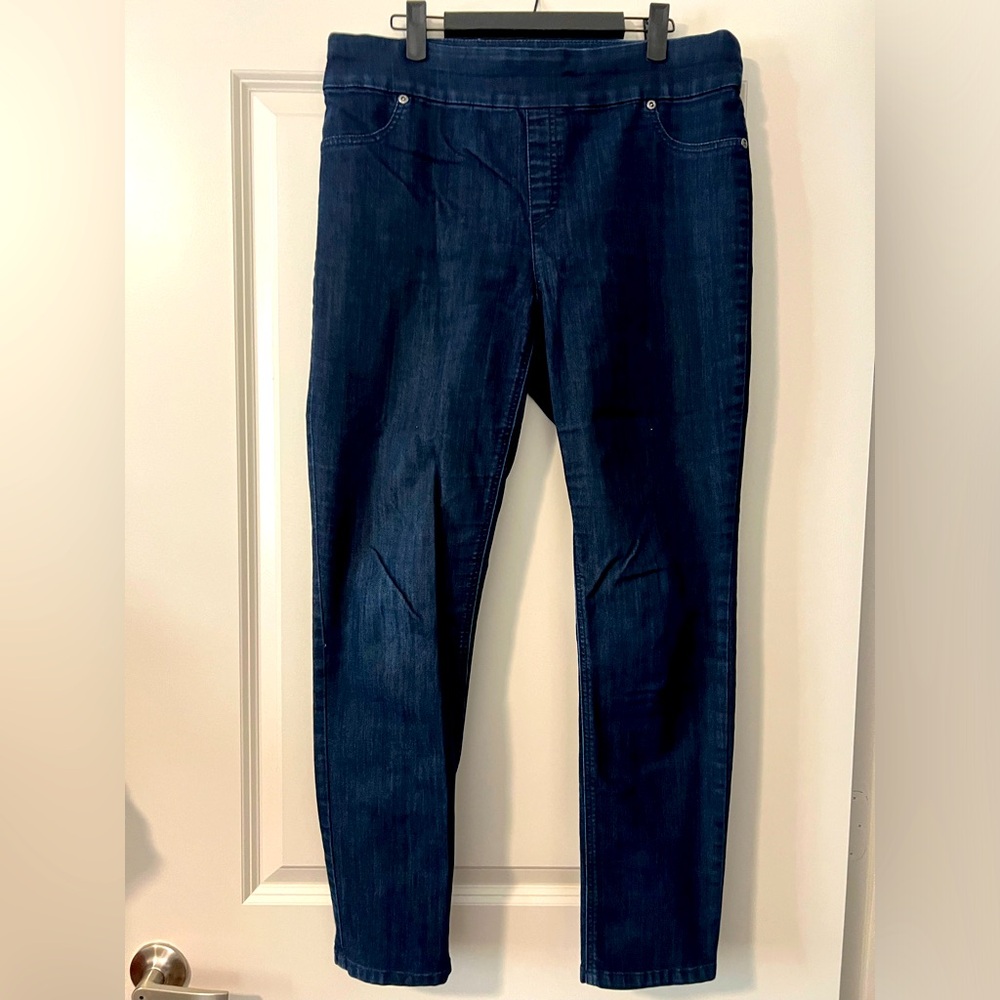 Jeans - Picture 3 of 3